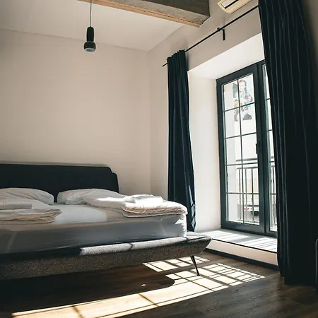 Industrial Lofts Centrum Apartment